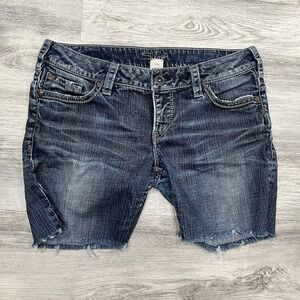 Silver Jean Shorts Pioneer Denim Dark Wash Distressed Details Frayed Hem W31